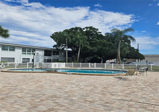 27th image of 802 Brandy Wine Dr, Largo, FL 33771 | MLS# TB8541122