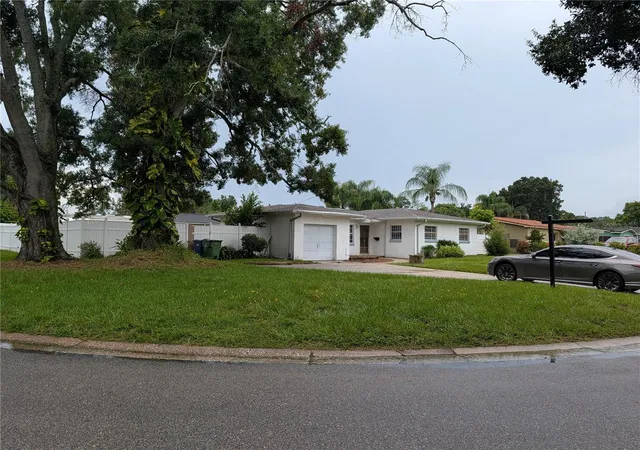 2nd image of 2510 W Fern St, Tampa, FL 33614 | MLS# TB8541124