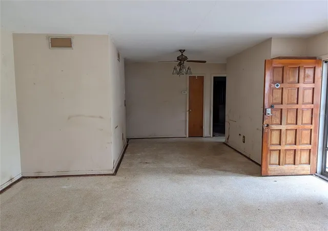 4th image of 2510 W Fern St, Tampa, FL 33614 | MLS# TB8541124