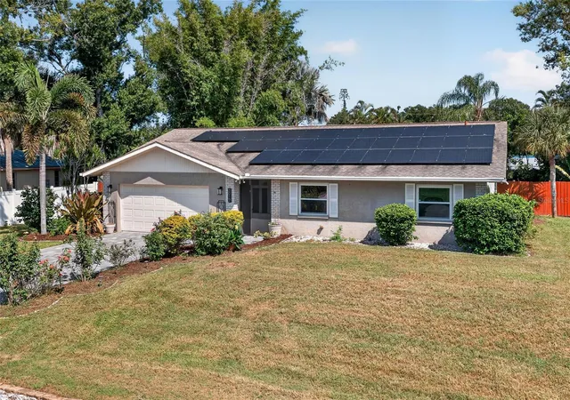 Photo 1 of Single family home for sale at 3917 Sawyerwood Rd, Sarasota, FL 34233 | MLS# C7529837 | Listing updated on 2026-09-17