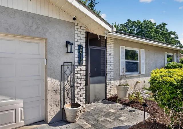 Photo 2 of Single family home for sale at 3917 Sawyerwood Rd, Sarasota, FL 34233 | MLS# C7529837 | Listing updated on 2026-09-17