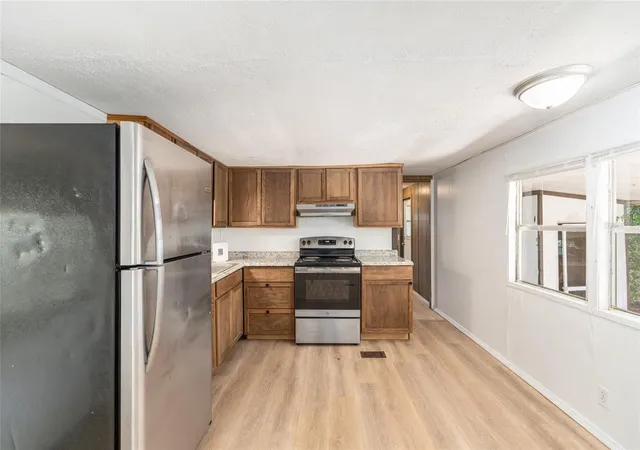 Photo 2 of Manufactured home for sale at 2901 Sw 91st St, Ocala, FL 34476 | MLS# OM730828 | Listing updated on 2026-09-17