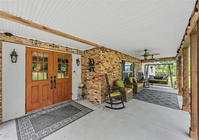Photo 4 of Single family home for sale at 2406 Lake Ella Rd, Fruitland Park, FL 34731 | MLS# L4964474 | Listing updated on 2026-09-23