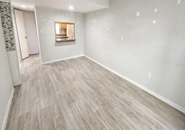 5th image of 2405 Se 16Th Ave #B, Ocala, FL 34471 | MLS# OM730829
