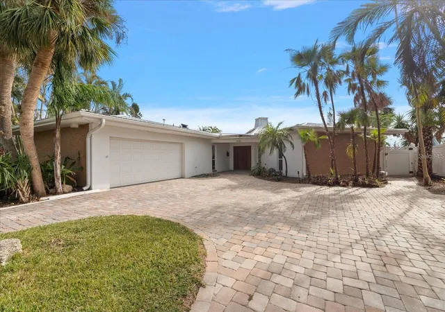 Photo 1 of Single family home for sale at 3830 46th Ave S, St Petersburg, FL 33711 | MLS# TB8541138 | Listing updated on 2026-09-01