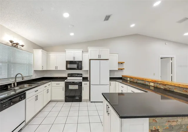 Photo 4 of House for sale at 9314 Sw 97Th Ln #A, Ocala, FL 34481 | MLS# O6435539 | Listing updated on 2026-09-24