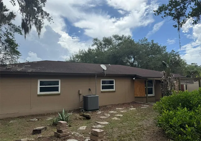 Photo 21 of Sale Pending at 10916 N 19th St, Tampa, FL 33612 | MLS# TB8541147 | Listing updated on 2026-09-02