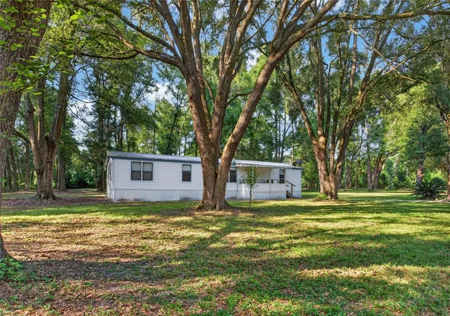 Photo 1 of Manufactured home for sale at 304 Colgate Loop, Fort White, FL 32038 | MLS# GC542914 | Listing updated on 2026-08-26
