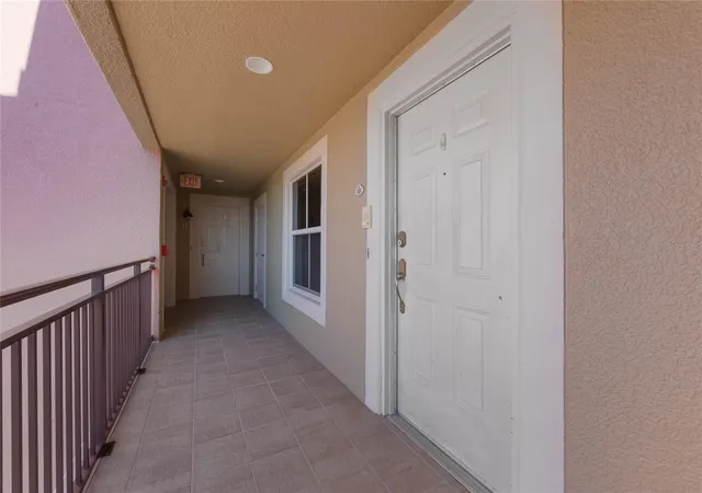2nd image of 424 Luna Bella Ln #332, New Smyrna Beach, FL 32168 | MLS# V4950867