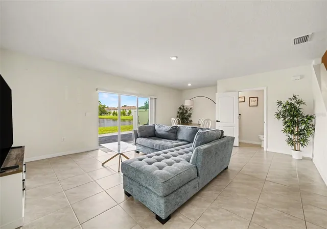 5th image of 2126 Gentle Rain Dr, Edgewater, FL 32141 | MLS# TB8541158
