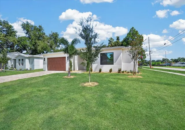 3rd image of 12509 83Rd Ave, Seminole, FL 33776 | MLS# L4964476