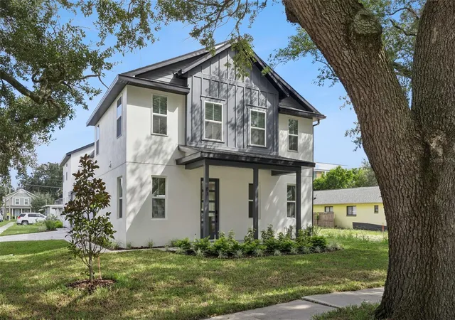 Photo 1 of Townhouse for sale at 87 W Muriel St, Orlando, FL 32806 | MLS# O6435555 | Listing updated on 2026-10-09