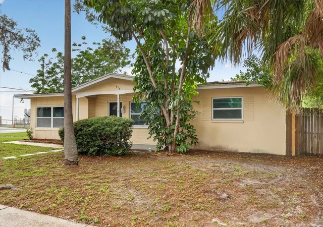 Single family home for sale at 615 5Th Ave N, SAFETY HARBOR, FL 34695 | MLS# TB8541174 | Listing updated on 2026-10-06