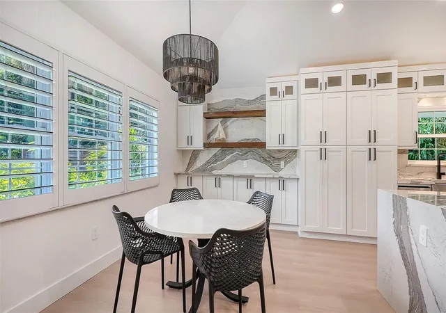 4th image of 3624 S Lockwood Ridge Rd, Sarasota, FL 34239 | MLS# A4703672