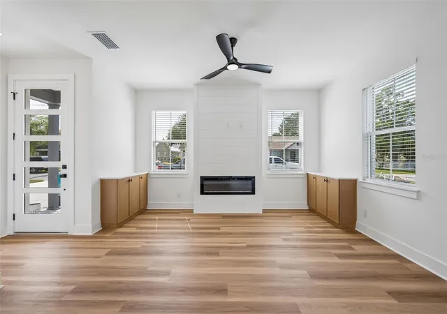image of 2119 W Lucerne Ter, Orlando, FL 32806 | MLS# O6435562