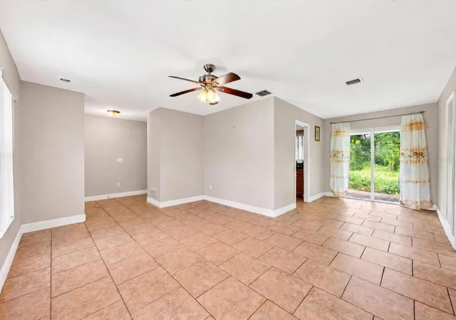 Photo 3 of Single family home for sale at 6045 Wedgewood Cir, Orlando, FL 32808 | MLS# O6435564 | Listing updated on 2026-09-02