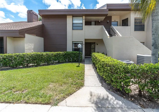 3rd image of 2866 Countrybrook Dr, Palm Harbor, FL 34684