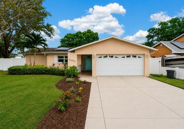 1st image of 12499 82nd Ter, Seminole, FL 33772 | MLS# TB8541192