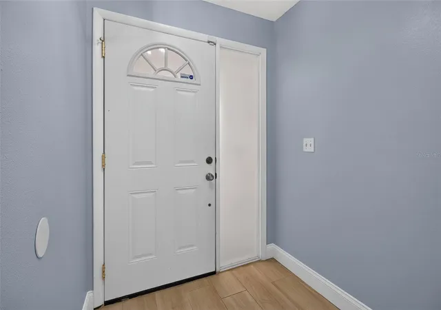 3rd image of 12499 82Nd Ter, Seminole, FL 33772 | MLS# TB8541192