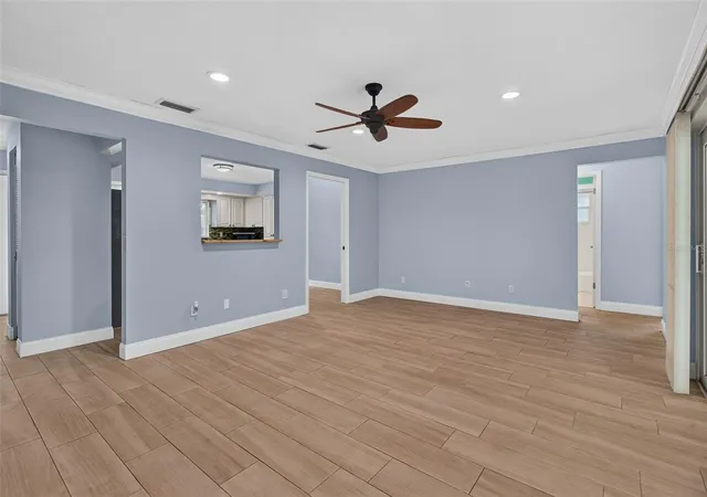 5th image of 12499 82Nd Ter, Seminole, FL 33772 | MLS# TB8541192