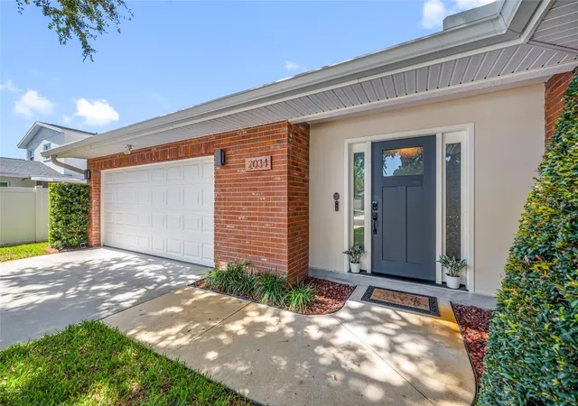 4th image of 2034 58Th Ln N, Clearwater, FL 33760 | MLS# TB8541194