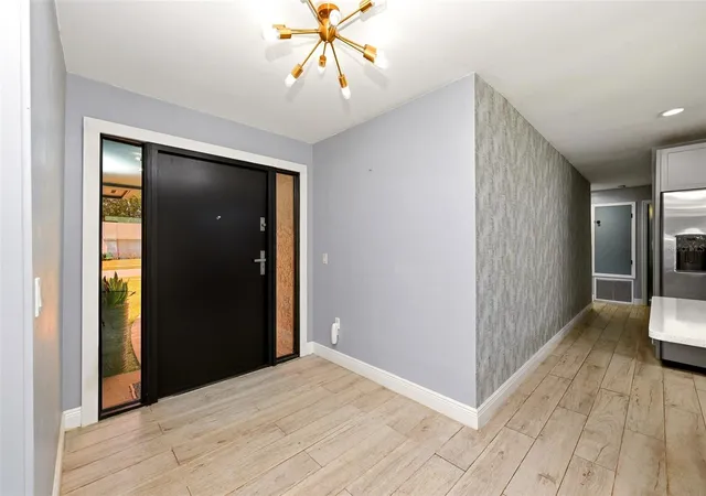 Photo 4 of Single family home for sale at 6349 Marlberry Dr, Orlando, FL 32819 | MLS# O6435578 | Listing updated on 2026-10-20