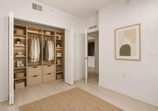 Listing Photo 4 - Condo for sale in building located at 5563 Millenia Park Blvd, Orlando, FL 32839 - Unit #401
