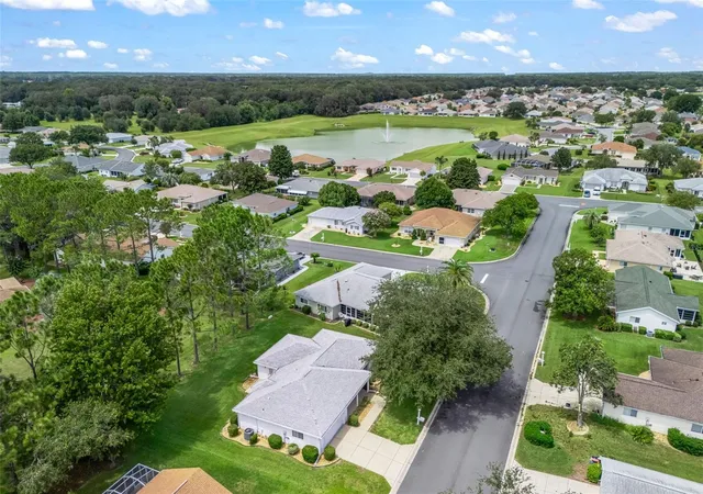3rd image of 13740 Se 86Th Ter, Summerfield, FL 34491 | MLS# OM730845