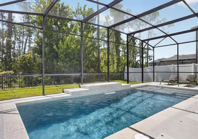 Photo 2 of Single family home for sale at 17336 Lake Star Rd, Winter Garden, FL 34787 | MLS# O6435581 | Listing updated on 2026-10-21