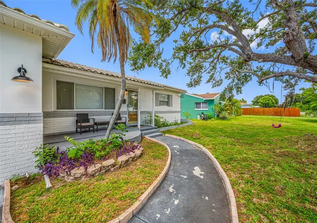 Photo 36 of Single family home for sale at 6219 Hampton Dr N, St Petersburg, FL 33710 | MLS# TB8541208 | Listing updated on 2026-08-29