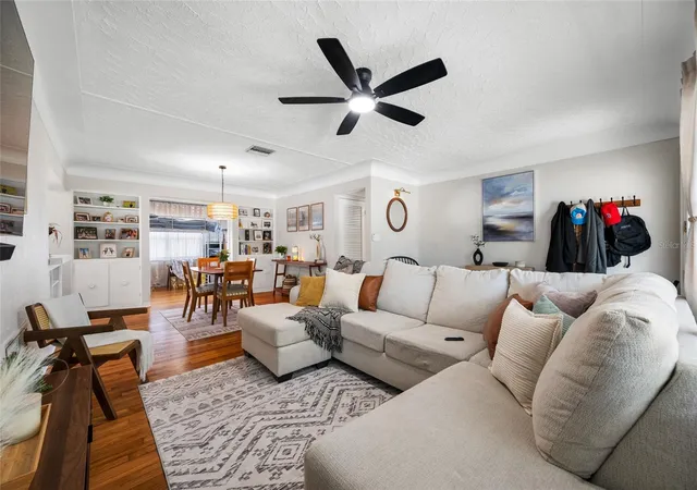 Photo 3 of Single family home for sale at 6219 Hampton Dr N, St Petersburg, FL 33710 | MLS# TB8541208 | Listing updated on 2026-10-10