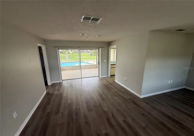 2nd image of 6234 Elm Sq E, Lakeland, FL 33813 | MLS# TB8541209