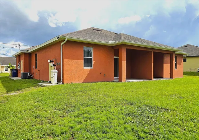 4th image of 2325/2327 Daniel Ave N, Lehigh Acres, FL 33971 | MLS# TB8541211