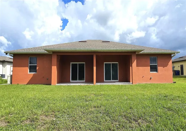 5th image of 2325/2327 Daniel Ave N, Lehigh Acres, FL 33971 | MLS# TB8541211