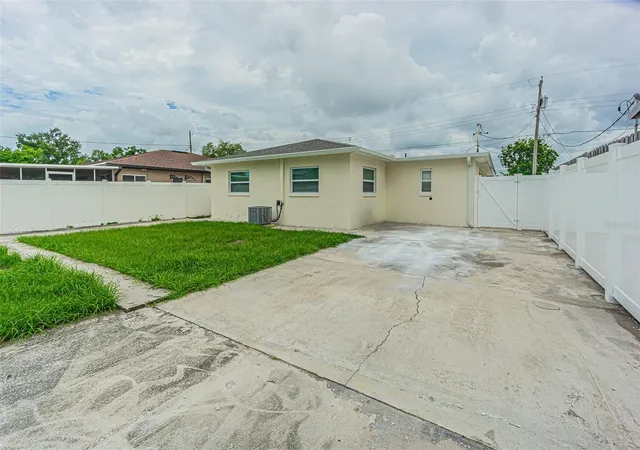 18th image of 3320 W Leroy St, Tampa, FL 33607 | MLS# TB8541220