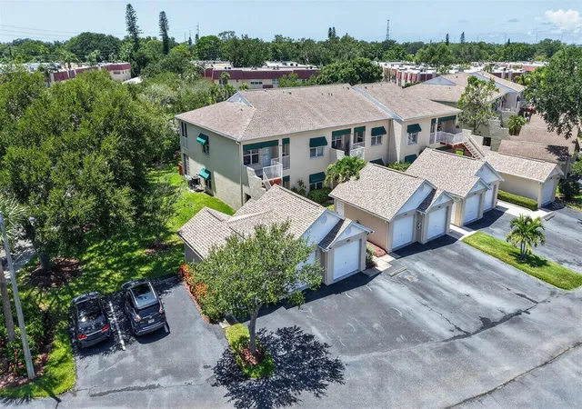 51st image of 6330 99th Wy N #14B, St Petersburg, FL 33708 | MLS# TB8541224