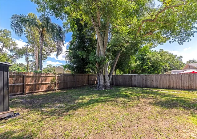 27th image of 2951 Edgewood Ln, Sarasota, FL 34231 | MLS# A4703691