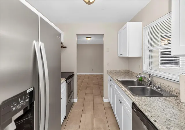 4th image of 2638 Beal St, Deltona, FL 32738 | MLS# O6435604