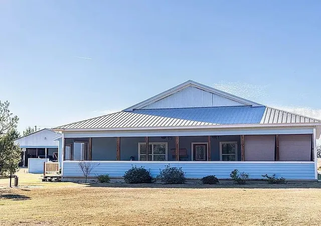 1st image of 1677 W Hwy 316, Citra, FL 32113 | MLS# W7888809