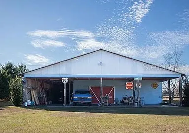 2nd image of 1677 W Hwy 316, Citra, FL 32113 | MLS# W7888809