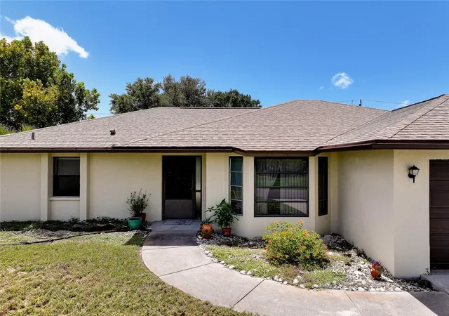 5th image of 10121 Edmonton Ave, Englewood, FL 34224 | MLS# N6145443