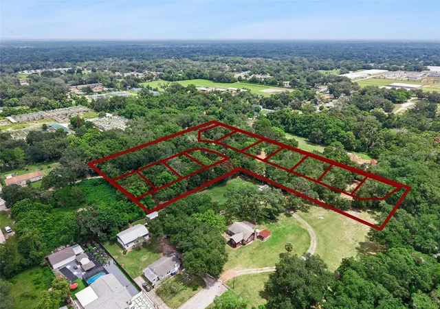 1st image of 860 E Lisa Ln, Apopka, FL 32703 | MLS# O6435617