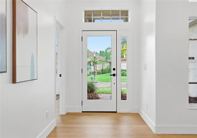 4th image of 10534 Bermuda Isle Dr, Tampa, FL 33647 | MLS# TB8541246