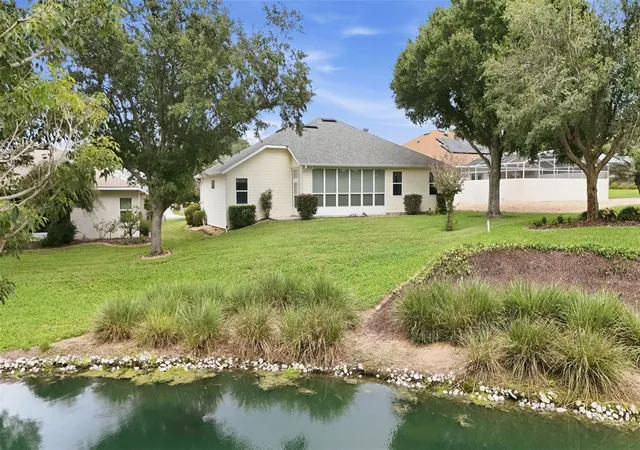 Photo 3 of Single family home for sale at 5596 Freeport Dr, Tavares, FL 32778 | MLS# G5116769 | Listing updated on 2026-09-30
