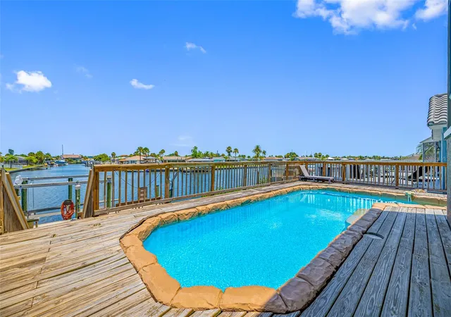2nd image of 861 Symphony Isles Blvd, Apollo Beach, FL 33572 | MLS# TB8541248