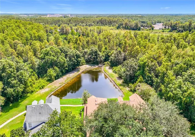 Photo 2 of Single family home for sale at 5014 Bridgeway Ln, Lutz, FL 33558 | MLS# TB8541249 | Listing updated on 2026-10-09