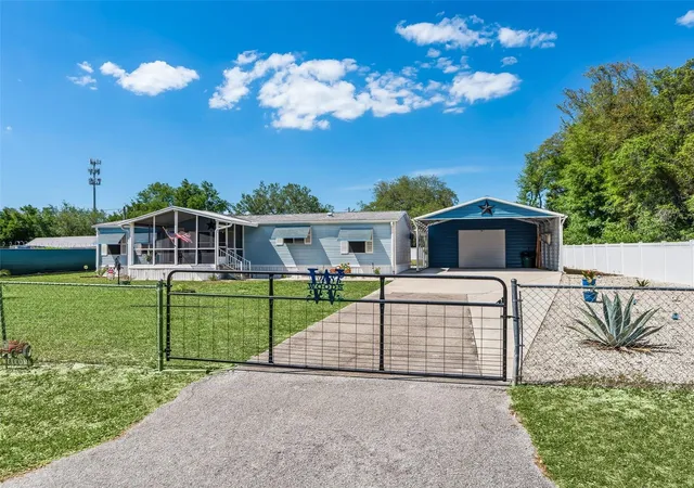 1st image of 9975 Se 166th St, Summerfield, FL 34491 | MLS# G5116770