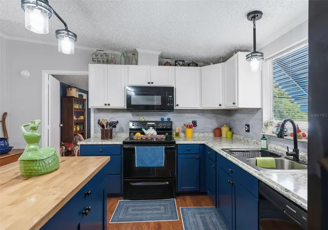 Photo 1 of Manufactured home for sale at 9975 Se 166Th St, Summerfield, FL 34491 | MLS# G5116770 | Listing updated on 2026-10-20