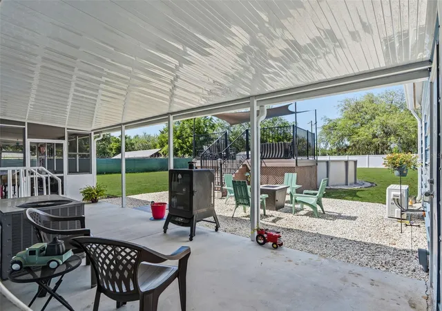 Photo 3 of Manufactured home for sale at 9975 Se 166Th St, Summerfield, FL 34491 | MLS# G5116770 | Listing updated on 2026-10-20