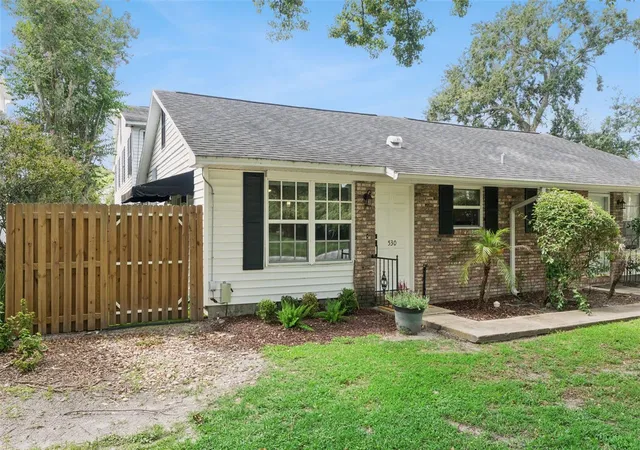 2nd image of 530 W Par St, ORLANDO, FL 32804